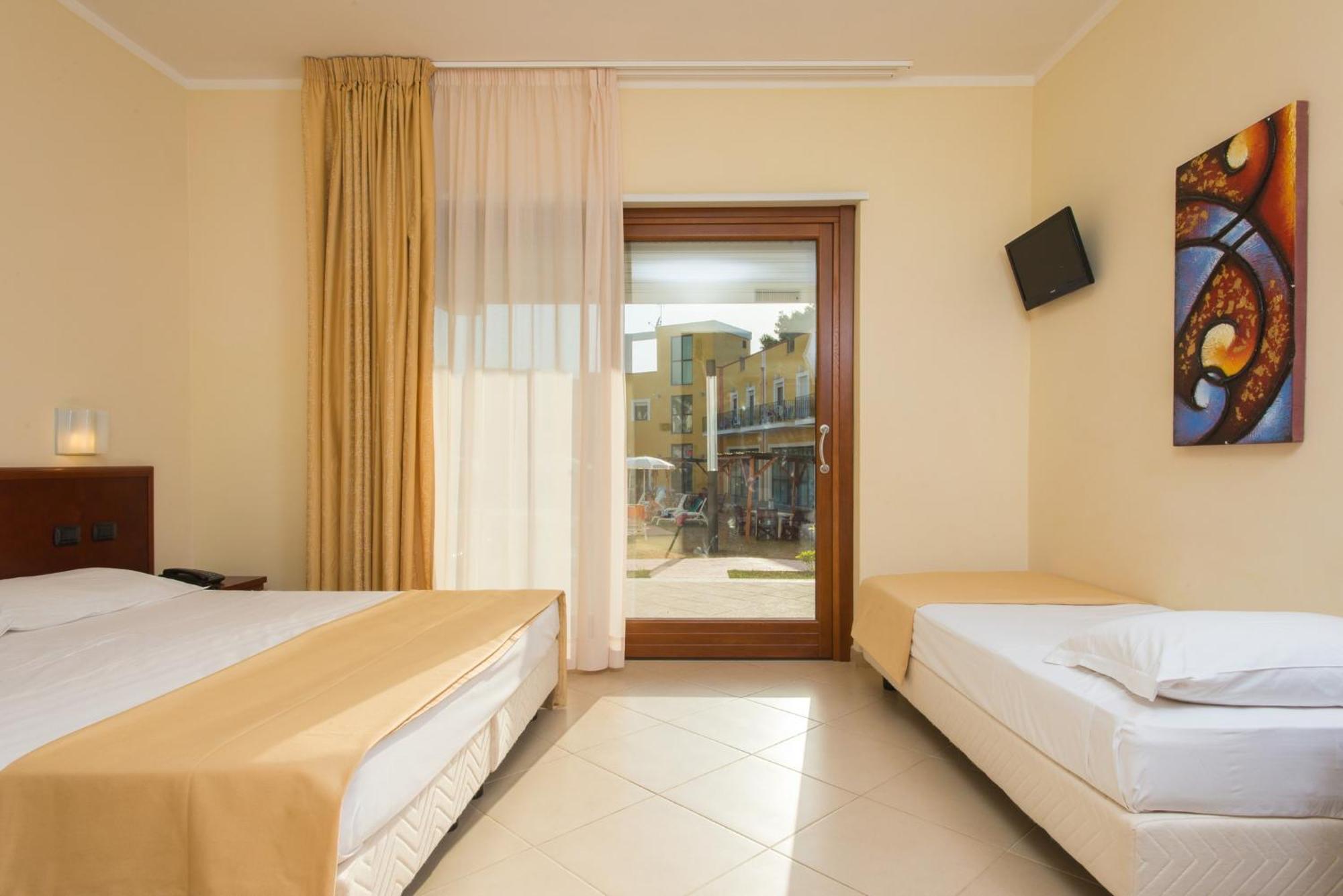 Hotel Orchidea Blu San Menaio Esterno foto
